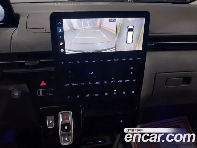 Hyundai Staria 2022 — Фото 7/20