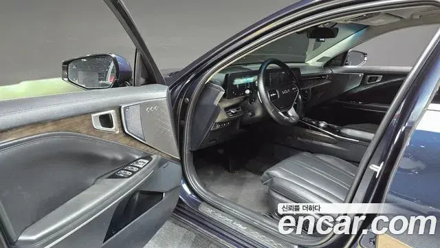 Kia K8 2023 — Photo 10/20