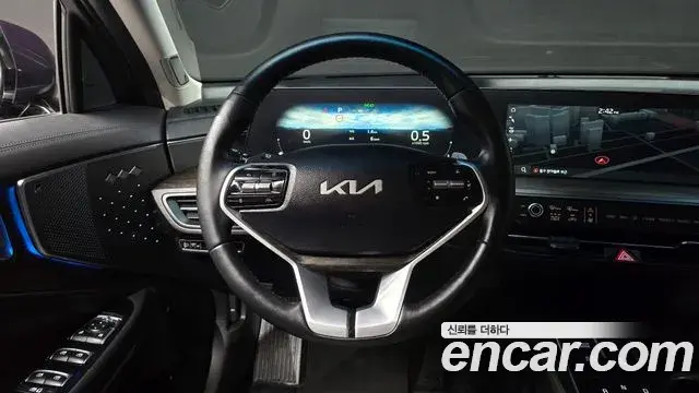 Kia K8 2023 — Photo 13/20