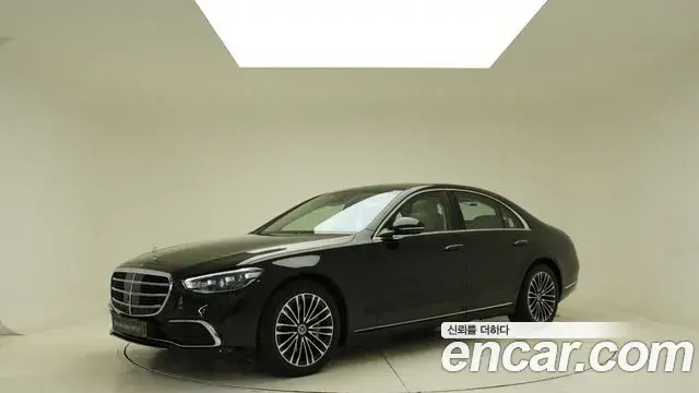 Mercedes-Benz S-Class 2025 — Фото 19/19