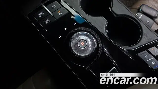 Kia K8 2021 — Photo 9/20