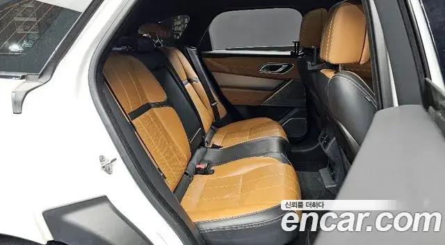 Land Rover Range Rover Velar 2018 — Photo 14/20