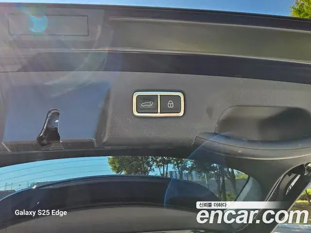 Kia Sorento 2021 — Photo 6/20