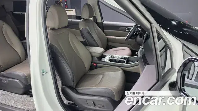 Kia Carnival 2025 — Photo 11/20