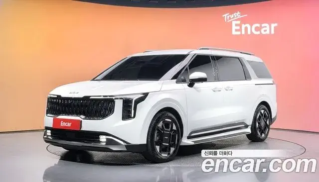 Kia Carnival 2025 — Photo 1/20