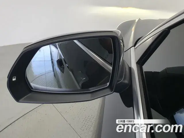 Audi Q5 2023 — Фото 19/20
