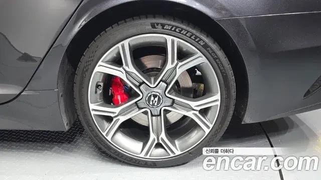 Kia Stinger 2019 — Photo 5/20