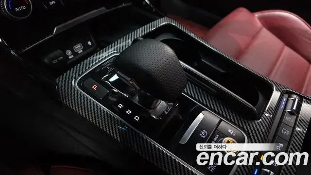 Kia Stinger 2019 — Photo 9/20