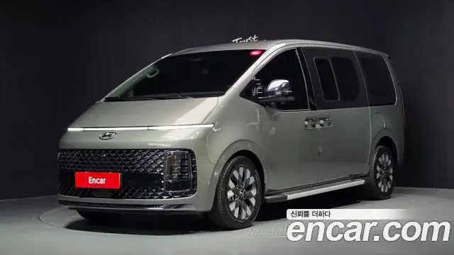 Hyundai Staria, 2023