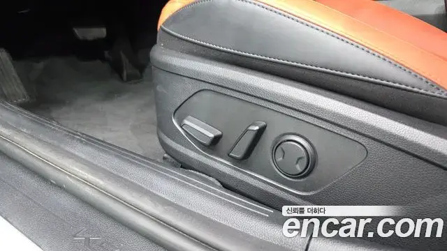 Kia K5 2025 — ფოტო 30/32