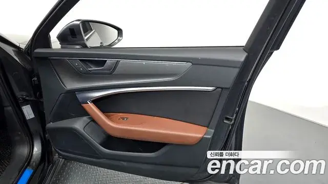 Audi A6 2020 — Şəkil 12/32