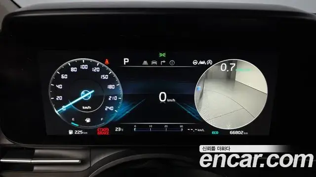Kia Carnival 2022 — Şəkil 8/20