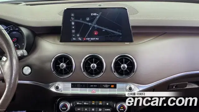 Kia Stinger 2019 — Photo 14/20