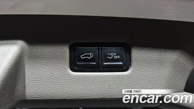 Kia Carnival 2021 — Photo 16/20