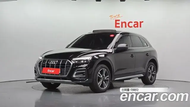 Audi Q5 2021 — Фото 1/20