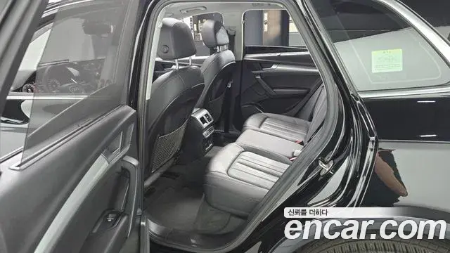Audi Q5 2021 — Фото 11/20