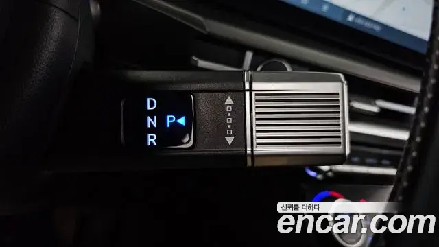 Hyundai Santa Fe 2024 — Photo 9/20