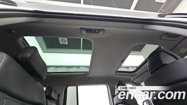 Hyundai Santa Fe 2024 — Photo 17/20