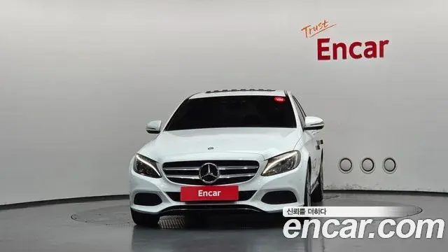 Mercedes-Benz C-Class 2018 — Фото 3/20