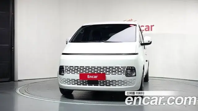 Hyundai Staria 2025 — Şəkil 3/20