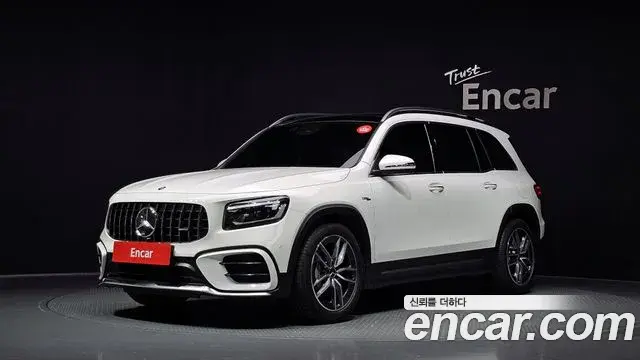 Mercedes-Benz GLB-Class 2025 — Şəkil 1/20