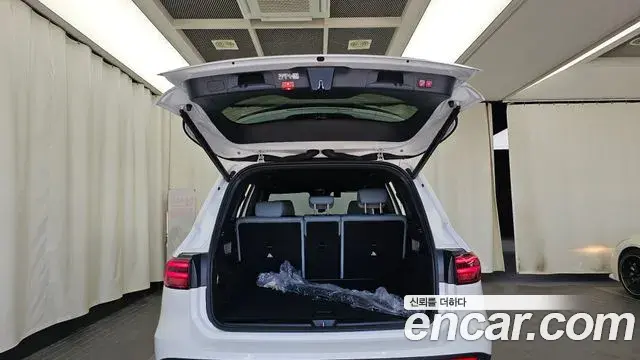 Mercedes-Benz GLB-Class 2025 — Şəkil 20/20
