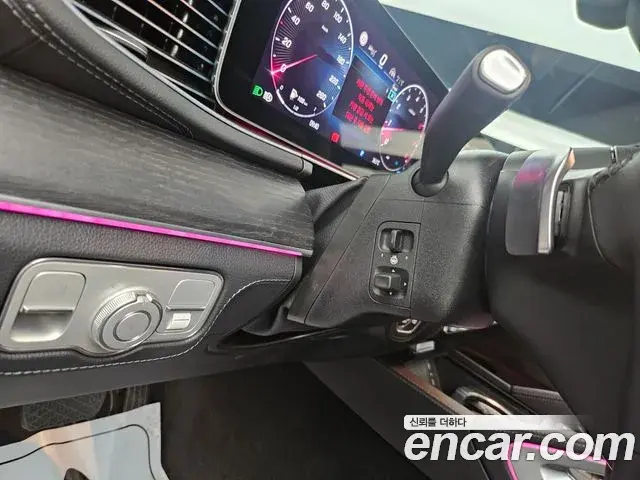 Mercedes-Benz GLE-Class 2026 — Şəkil 15/20