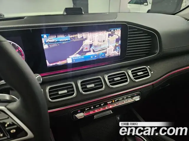 Mercedes-Benz GLE-Class 2026 — Şəkil 18/20