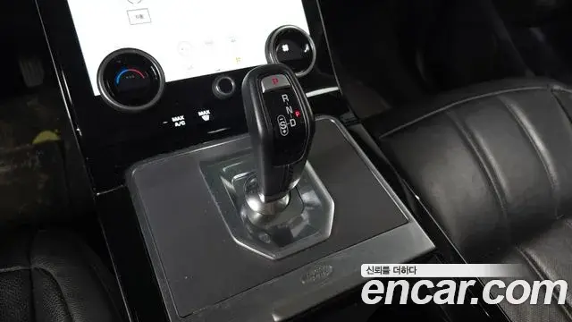 Land Rover Range Rover Evoque 2019 — Фото 7/20