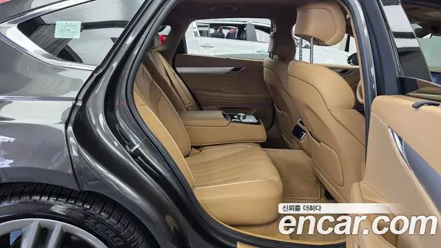Genesis Electrified G80 2024 — Photo 12/20