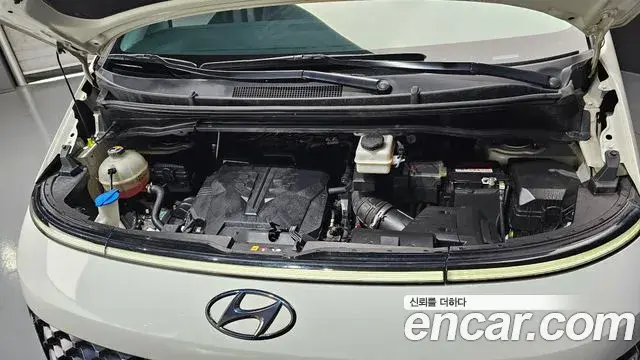 Hyundai Staria 2024 — Şəkil 6/20