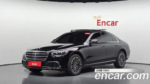 Mercedes-Benz S-Class 2025 — Фото 10/20