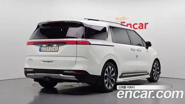 Kia Carnival 2022 — Şəkil 2/20