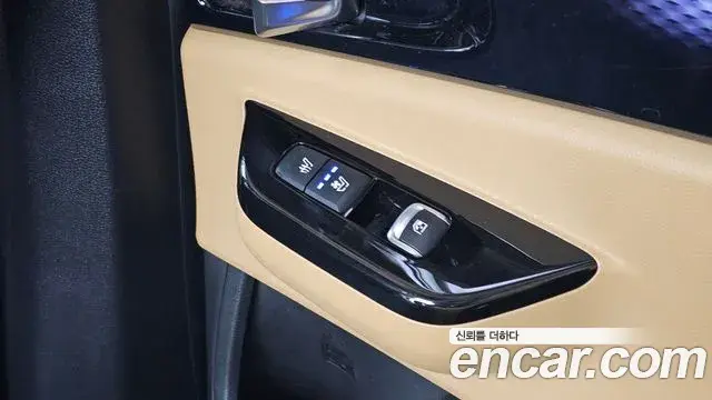 Kia Carnival 2022 — Şəkil 18/20