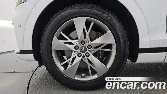 Genesis GV70 2022 — Photo 5/20