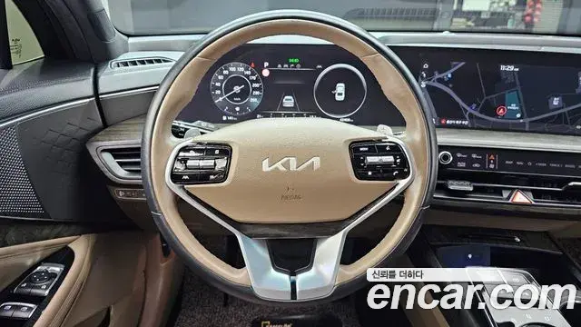 Kia K8 2021 — Şəkil 13/20