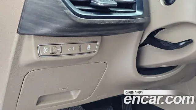 Kia K8 2021 — Şəkil 16/20