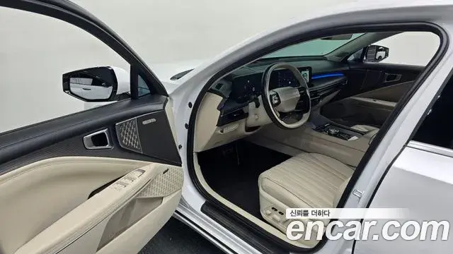 Kia K8 2024 — Photo 11/20