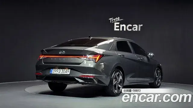 Hyundai Avante 2020 — Photo 1/20