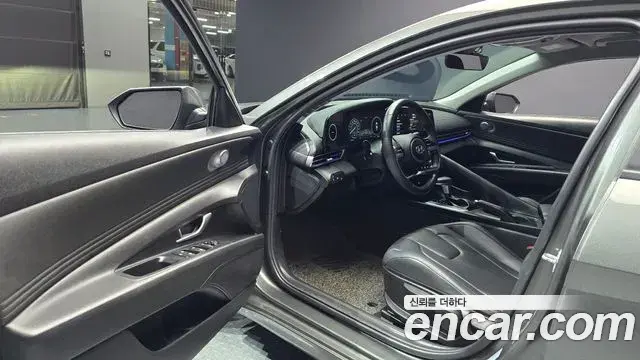 Hyundai Avante 2020 — Photo 8/20