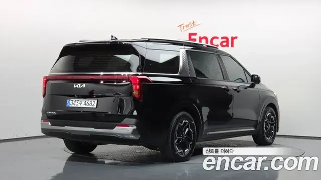 Kia Carnival 2024 — Photo 2/20
