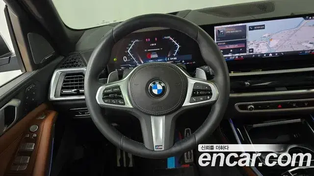 BMW X7 2024 — Photo 13/20
