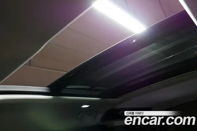 Land Rover Defender 2021 — Photo 15/18