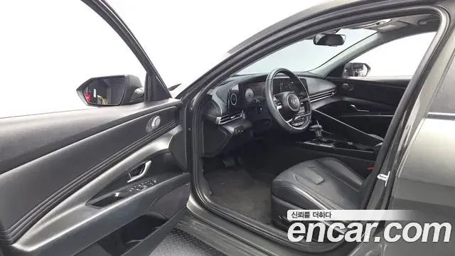 Hyundai Avante 2023 — Фото 10/20