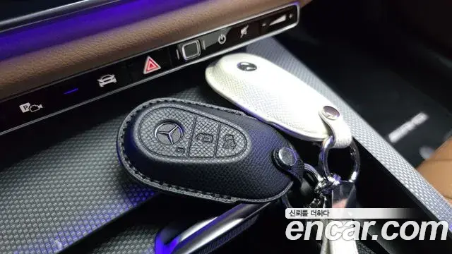 Mercedes-Benz E-Class 2026 — Photo 17/20