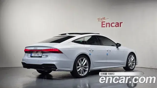 Audi A7 2023 — Photo 2/20