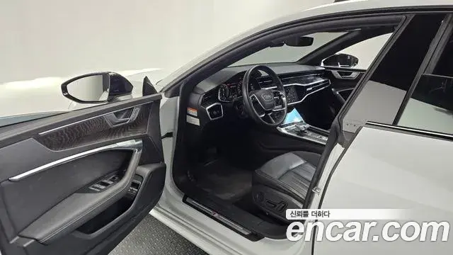 Audi A7 2023 — Photo 10/20