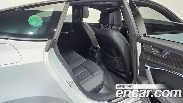 Audi A7 2023 — Photo 11/20