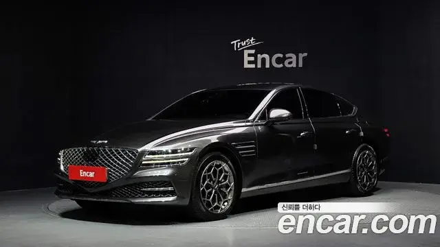 Genesis Electrified G80 2023 — Photo 1/20
