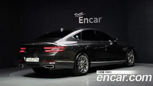 Genesis Electrified G80 2023 — Photo 2/20